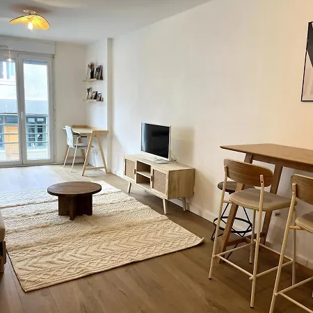Apartment T2 Au Calme Proche Mellinet Avec Parking Et Balcon Nantes